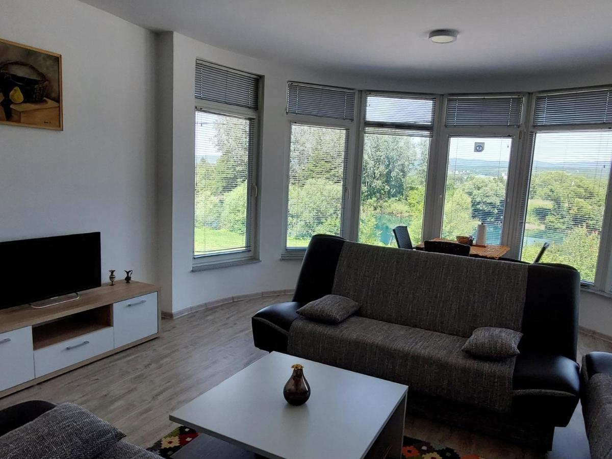Apartments Window Bihac Luaran gambar
