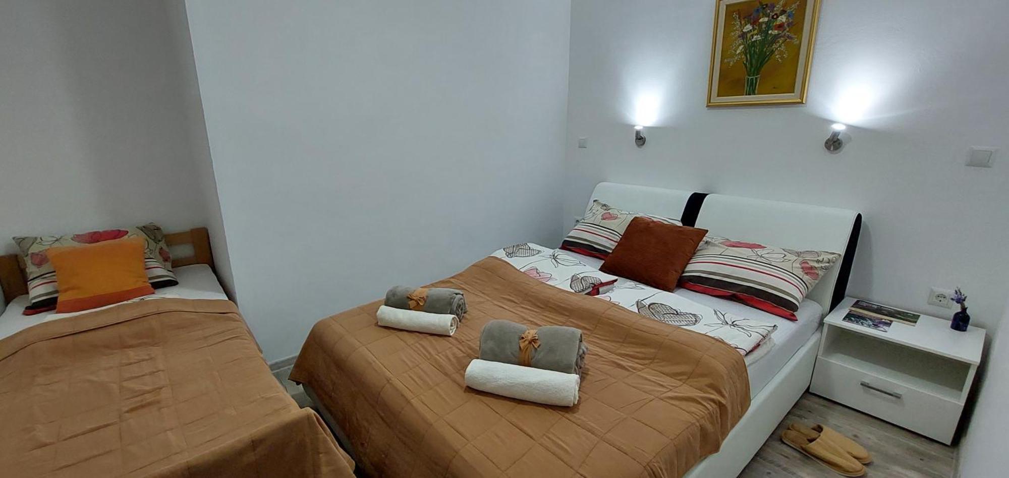 Apartments Window Bihac Luaran gambar