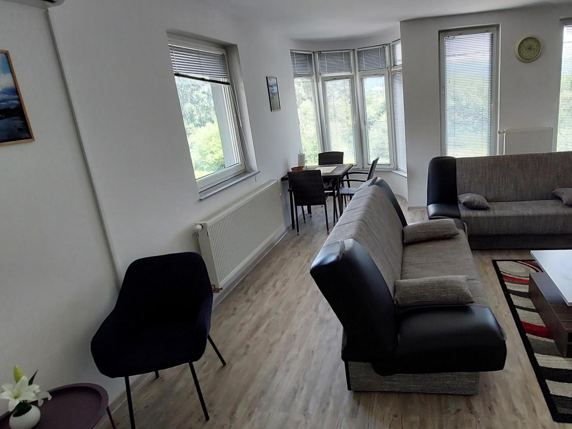 Apartments Window Bihac Luaran gambar