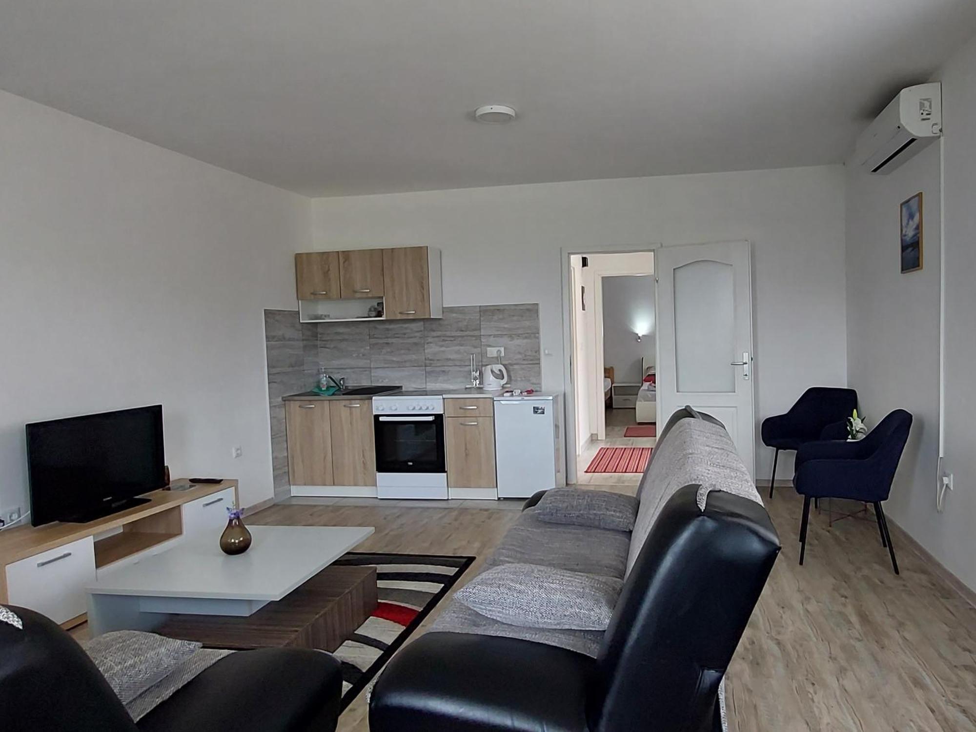 Apartments Window Bihac Luaran gambar
